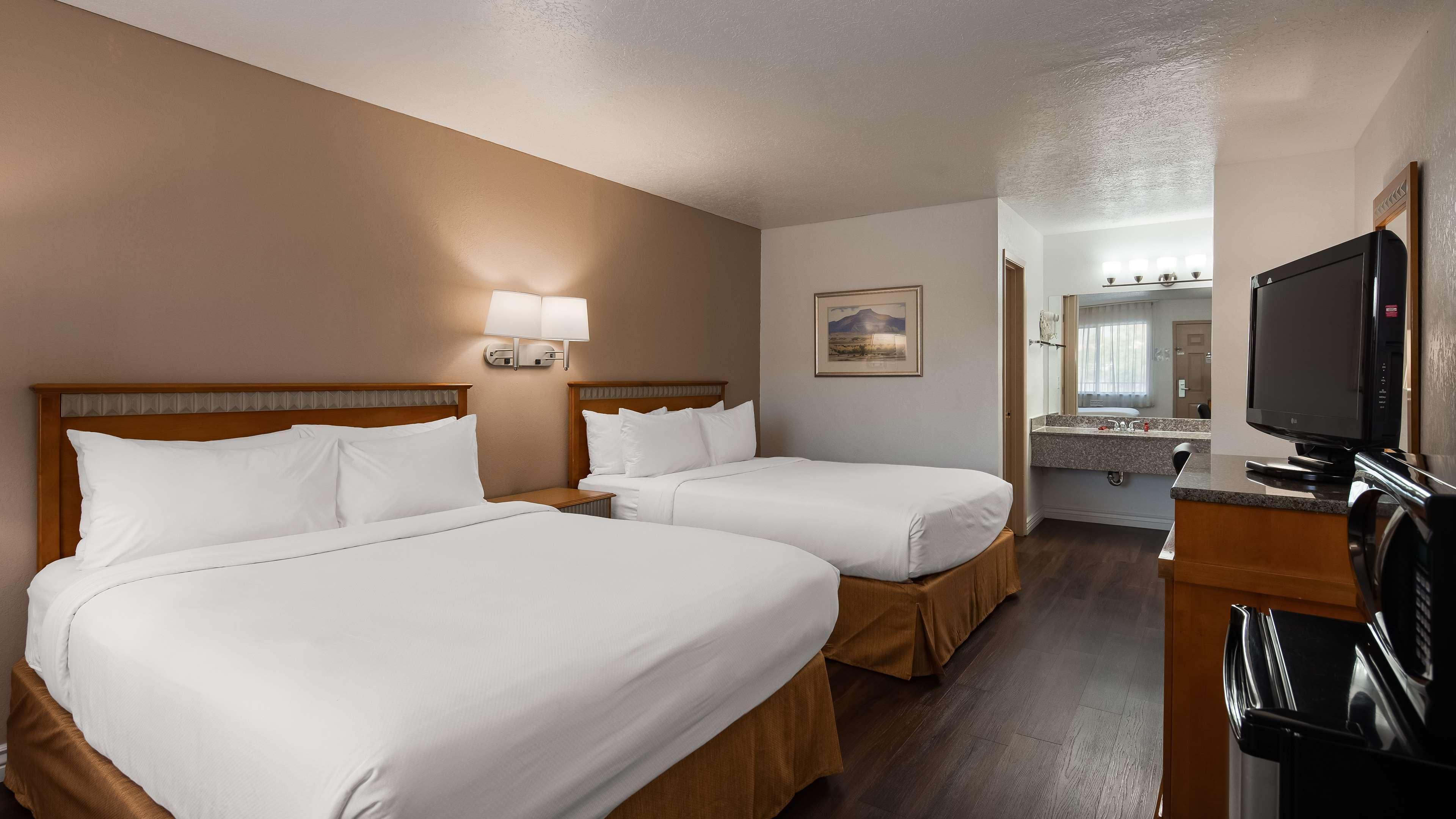 Surestay Plus Hotel By Best Western Albuquerque I-40 Eubank Экстерьер фото