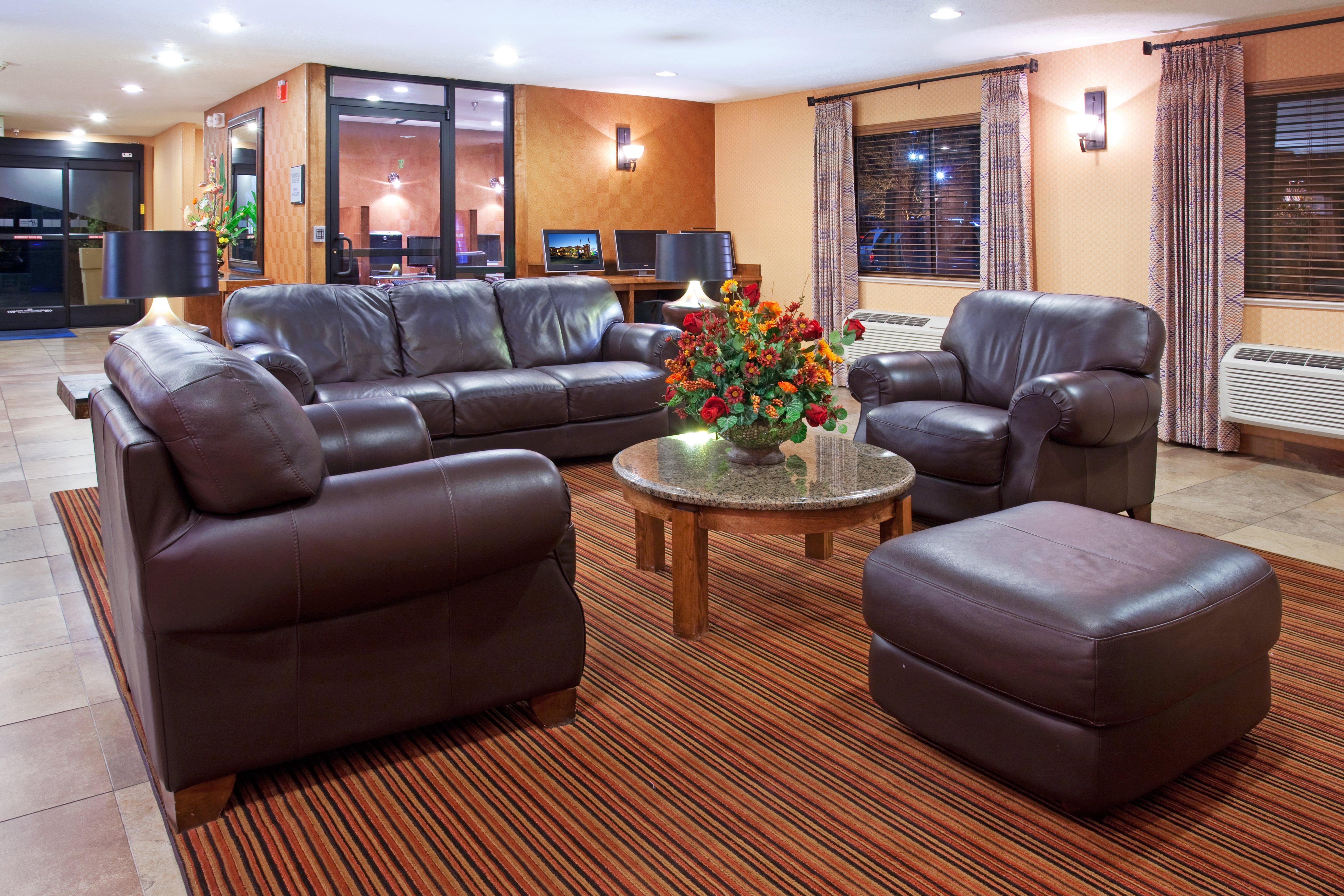 Surestay Plus Hotel By Best Western Albuquerque I-40 Eubank Экстерьер фото