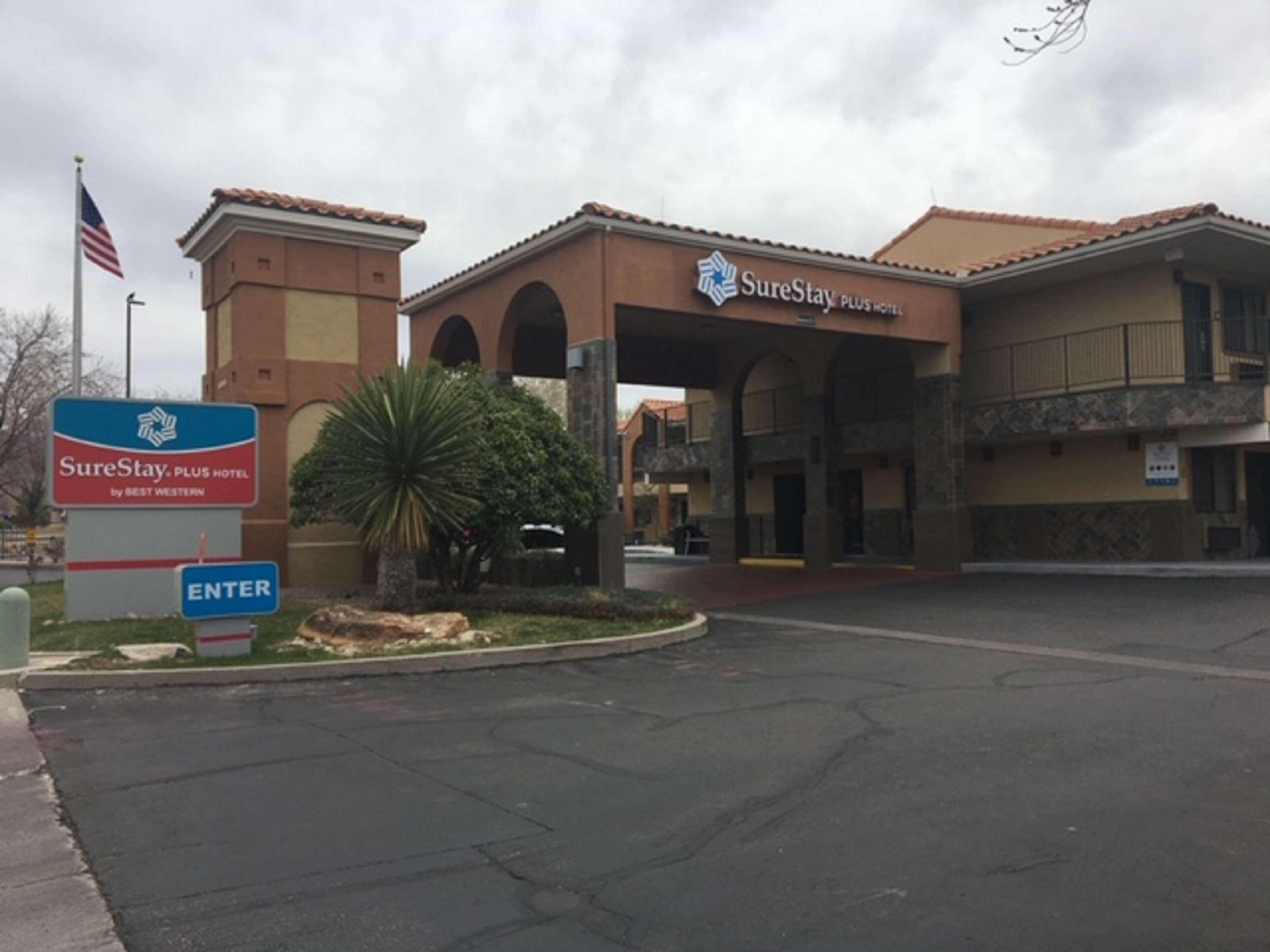 Surestay Plus Hotel By Best Western Albuquerque I-40 Eubank Экстерьер фото