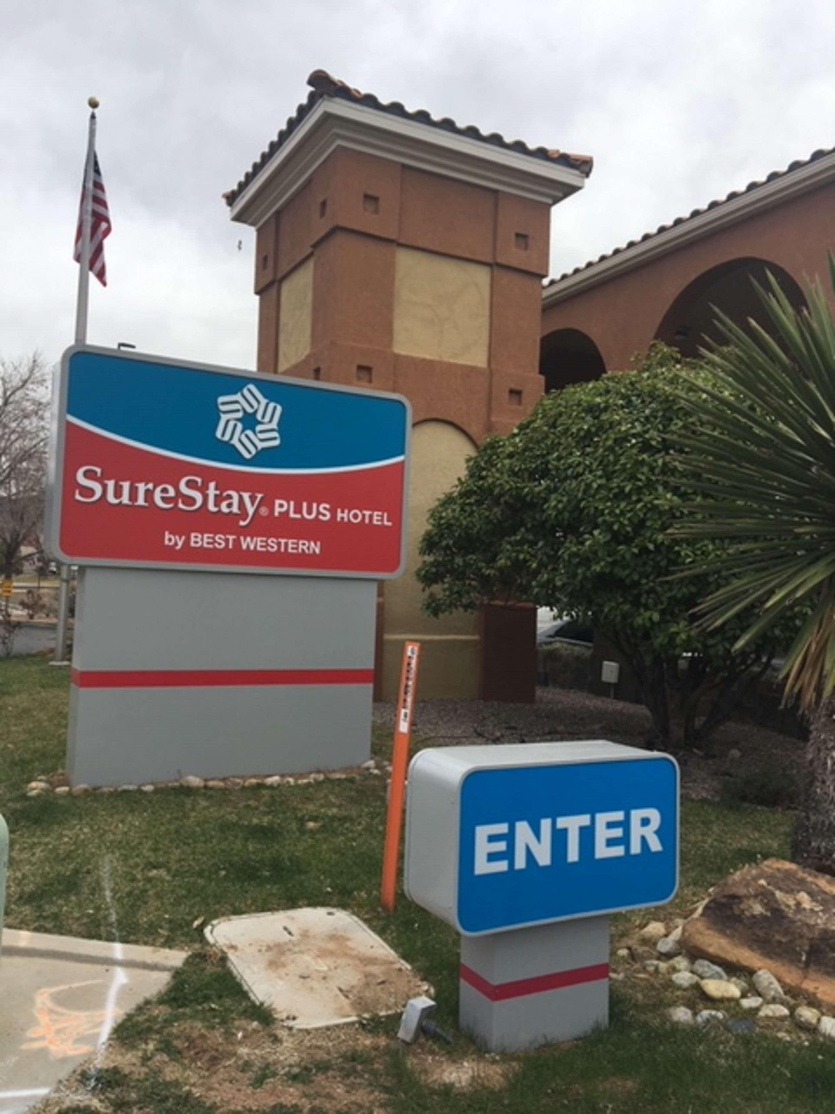 Surestay Plus Hotel By Best Western Albuquerque I-40 Eubank Экстерьер фото
