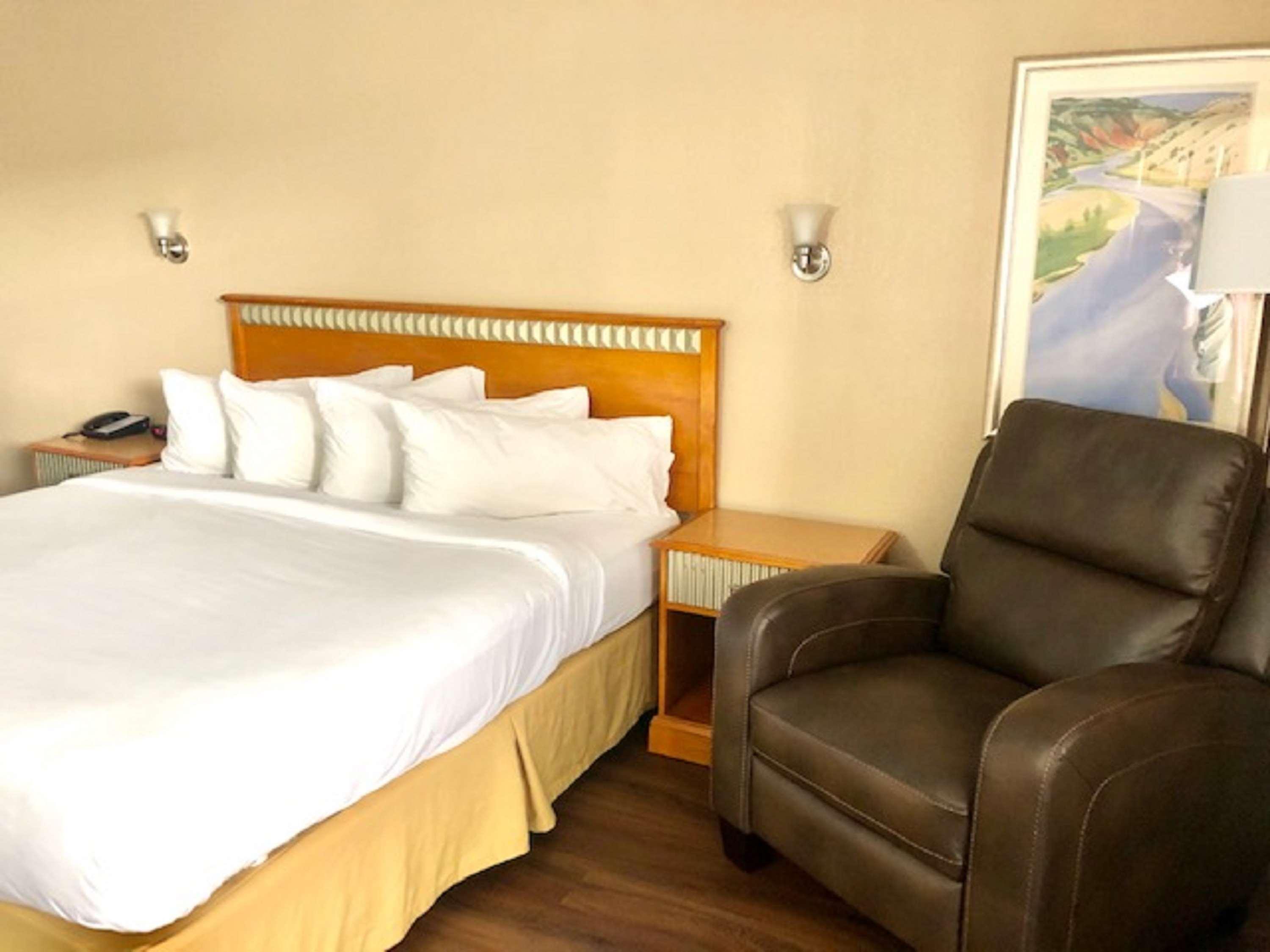 Surestay Plus Hotel By Best Western Albuquerque I-40 Eubank Экстерьер фото