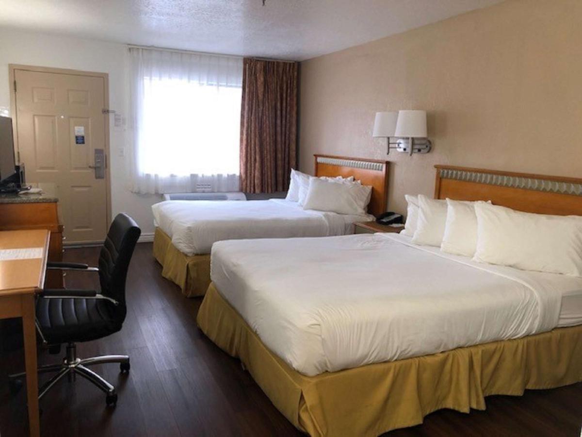 Surestay Plus Hotel By Best Western Albuquerque I-40 Eubank Экстерьер фото